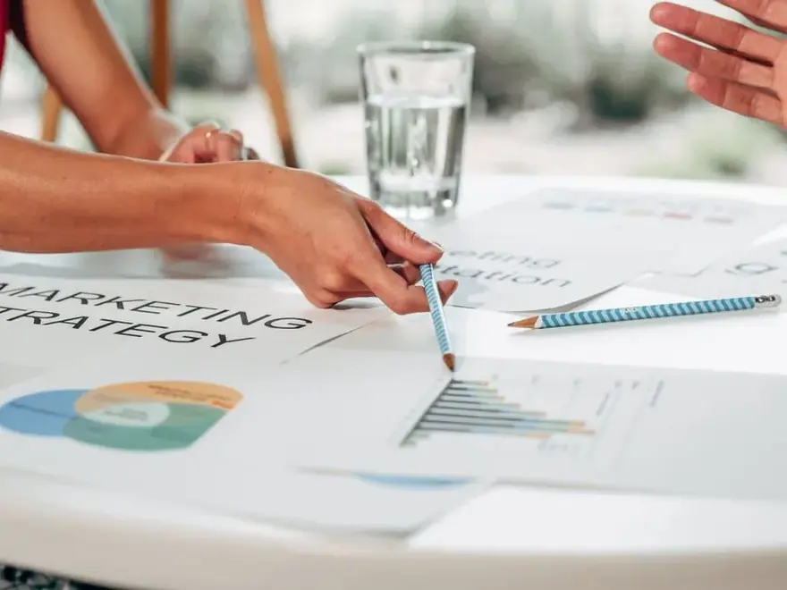 Campaign setup — ad creative and launch tracking